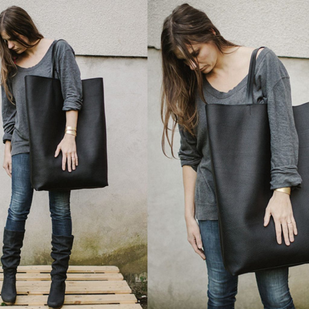 Large Black Leather Bag – Good For many Uses
